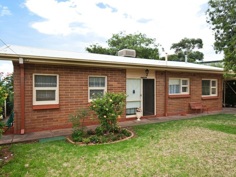 1 Kinsale Cresent, Marino SA 5049