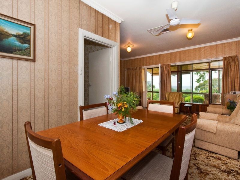 1 Kinsale Cresent, Marino SA 5049