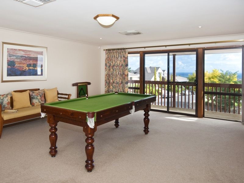 41 Moor Crecent, Hallett Cove SA 5158