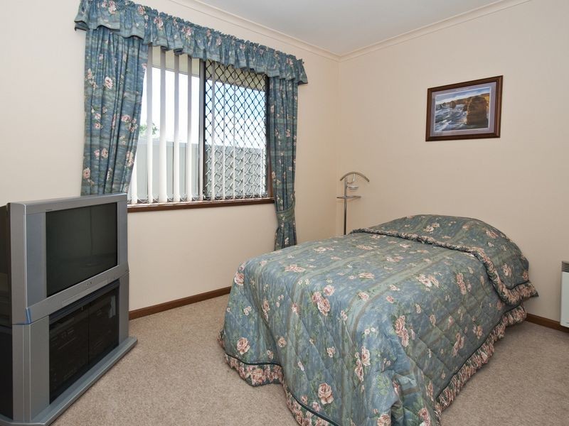 41 Moor Crecent, Hallett Cove SA 5158