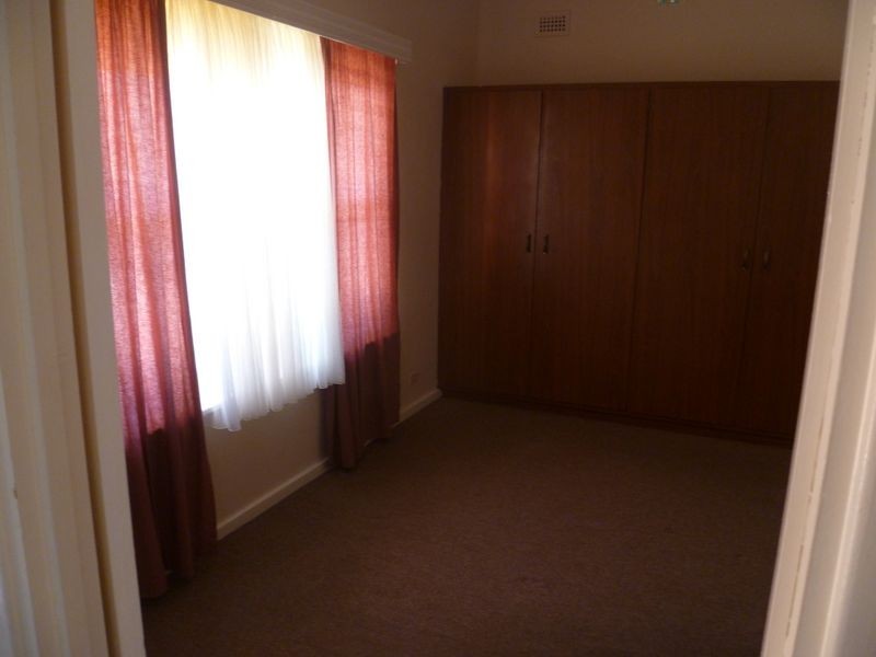 10 Weston Street, West Beach SA 5024