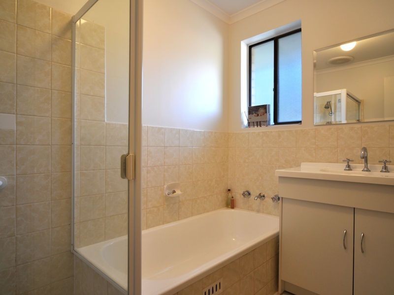 20 Westmoreland Road, Morphett Vale SA 5162