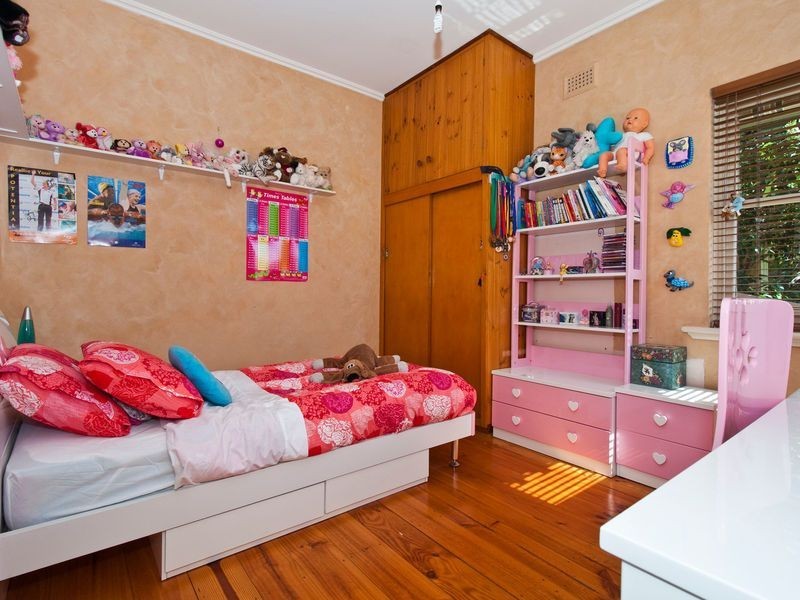 9 Gladstone Road, North Brighton SA 5048