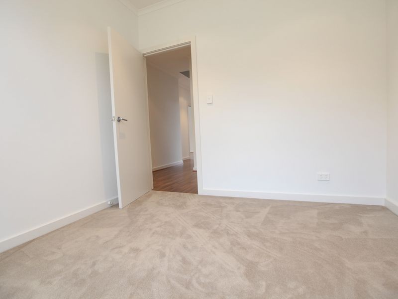 24 Beaumont Street, Clovelly Park SA 5042