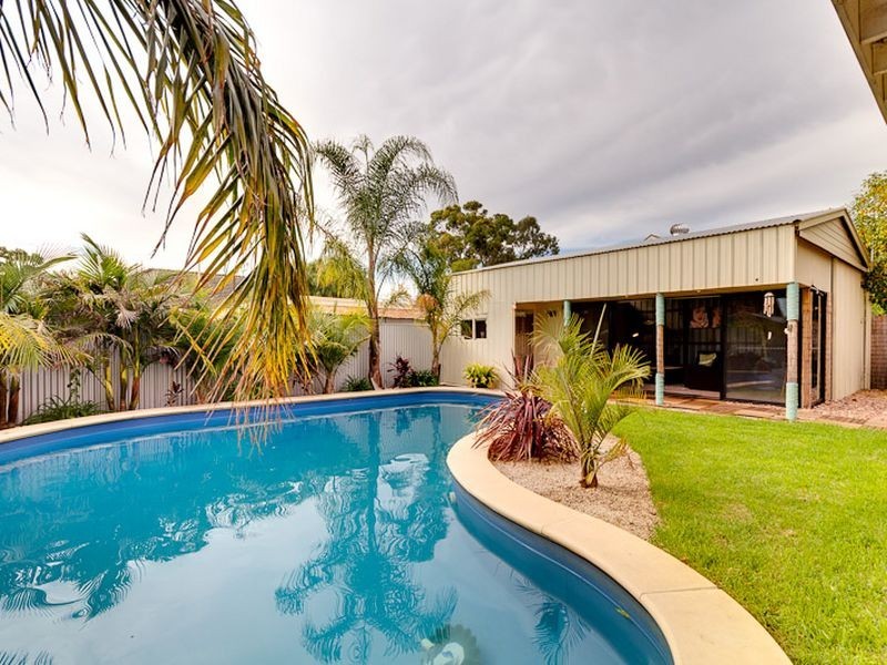1A Parslow Road, Marion SA 5043