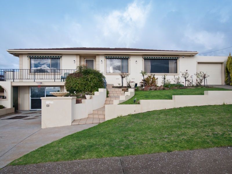 101 Braeside Aveune, Seacombe Heights SA 5047