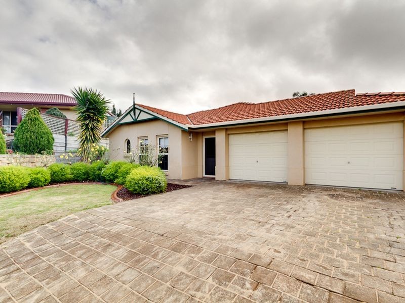 6 Blossom Terrace, Hallett Cove SA 5158