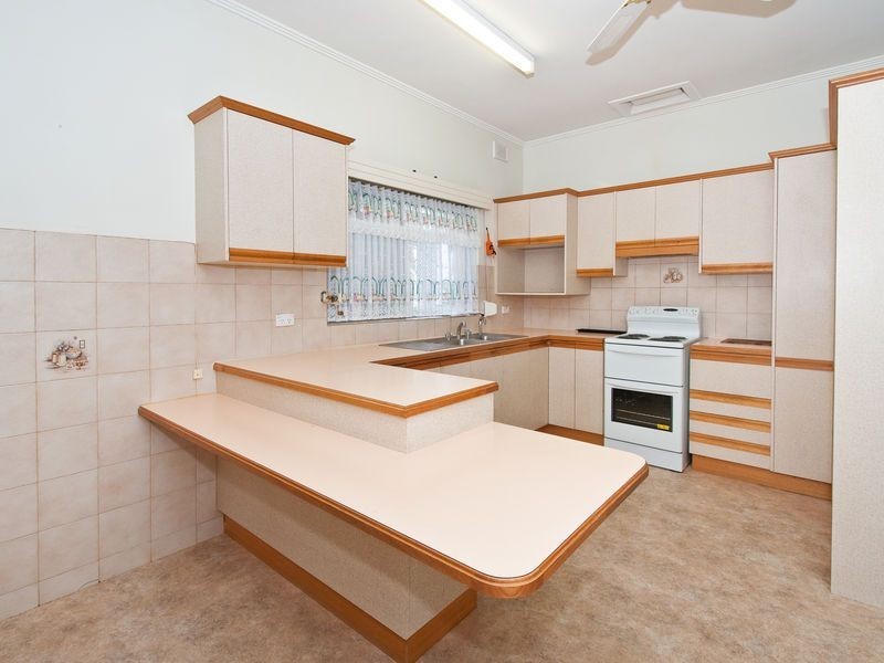 18 Ophir Crescent, Seacliff Park SA 5049