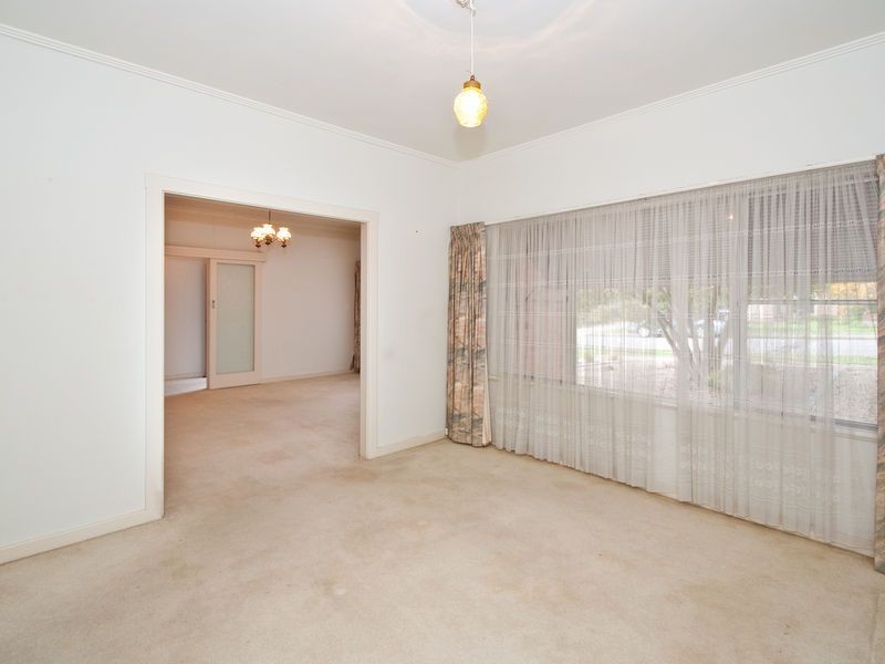 18 Ophir Crescent, Seacliff Park SA 5049