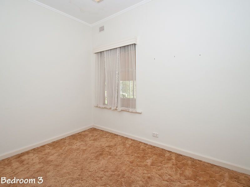 18 Ophir Crescent, Seacliff Park SA 5049