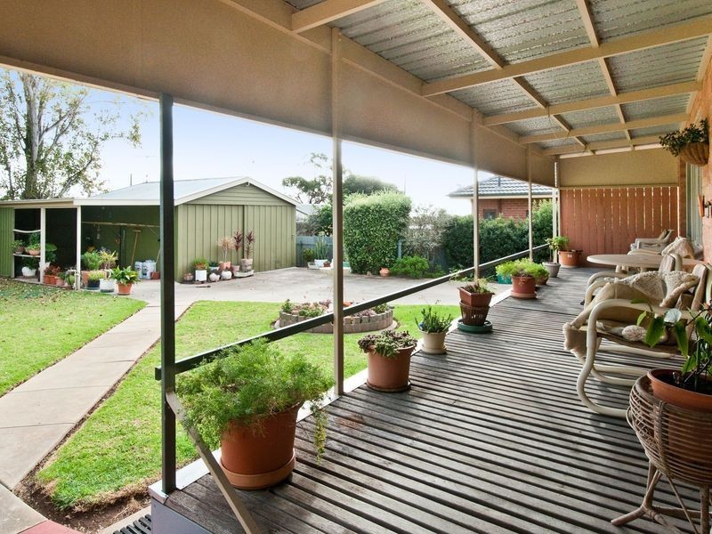 18 Ophir Crescent, Seacliff Park SA 5049