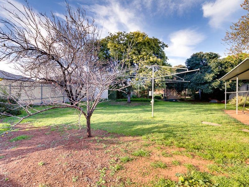 9 Dunedin Street, Dover Gardens SA 5048