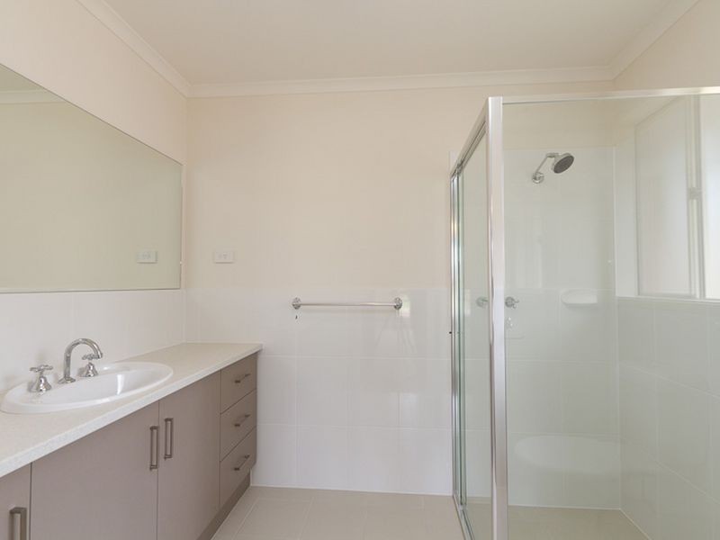 27 Raggatt Crescent, Mitchell Park SA 5043