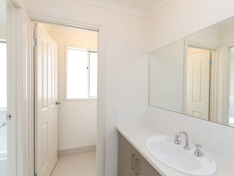 27 Raggatt Crescent, Mitchell Park SA 5043