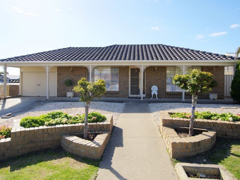 43 Lerunna Avenue, Hallett Cove SA 5158