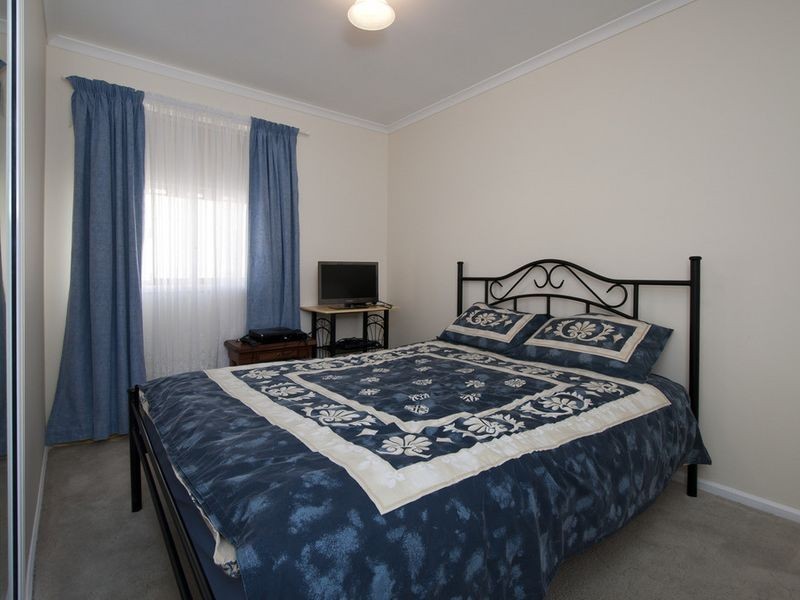 43 Lerunna Avenue, Hallett Cove SA 5158