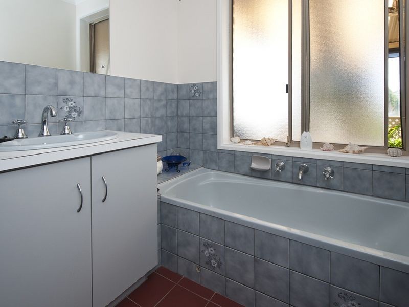 43 Lerunna Avenue, Hallett Cove SA 5158