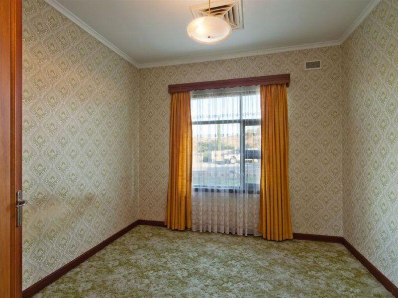 34 Braeside Ave, Seacombe Heights SA 5047