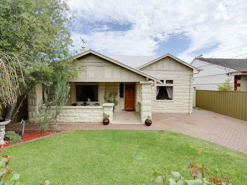 12 Caroona Avenue, Hove SA 5048