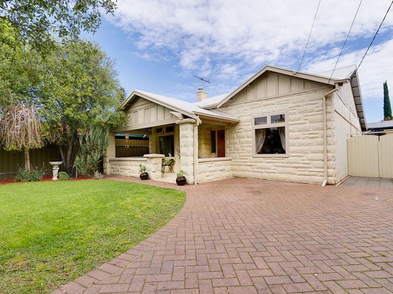 12 Caroona Avenue, Hove SA 5048