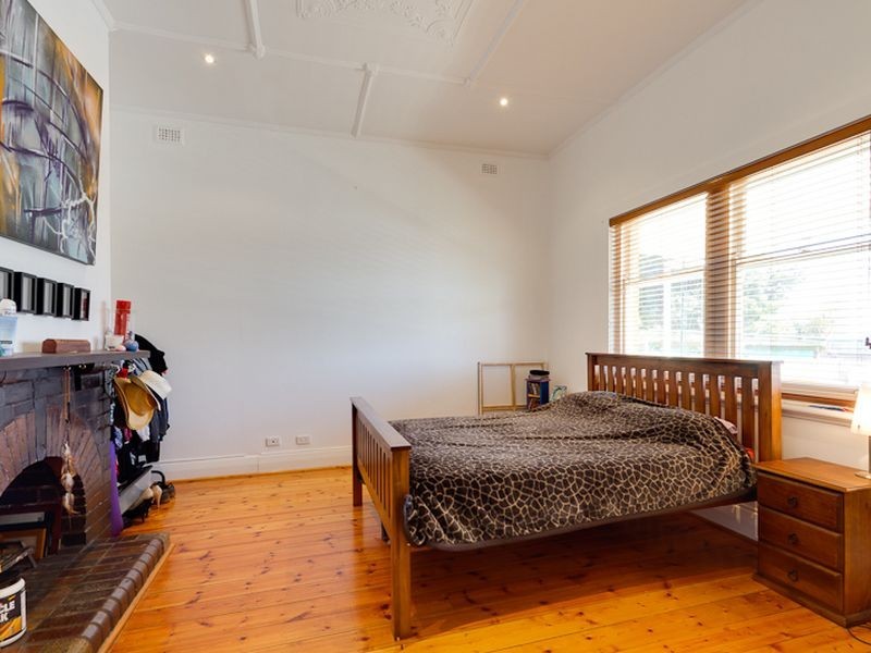 2 Lamington Avenue, Seacliff Park SA 5049
