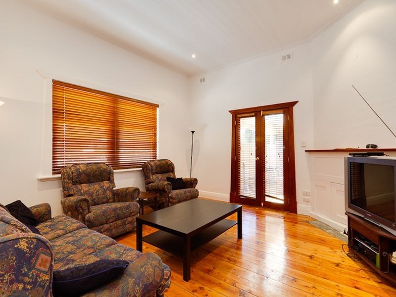 2 Lamington Avenue, Seacliff Park SA 5049