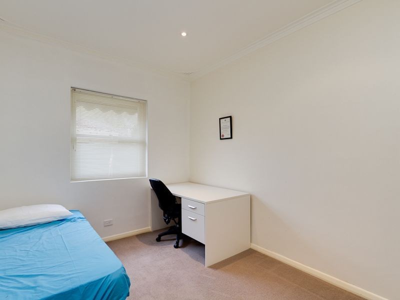 4/37 Whyte Street, Somerton Park SA 5044