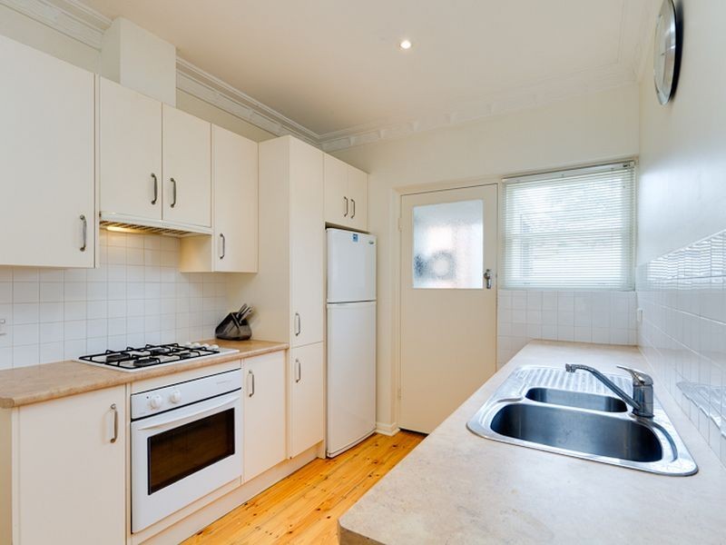 4/37 Whyte Street, Somerton Park SA 5044