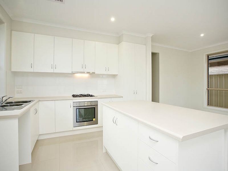 68 & 68A English Avenue, Clovelly Park SA 5042