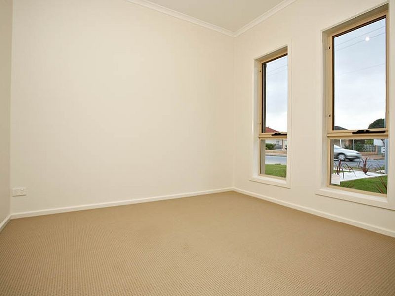 68 & 68A English Avenue, Clovelly Park SA 5042