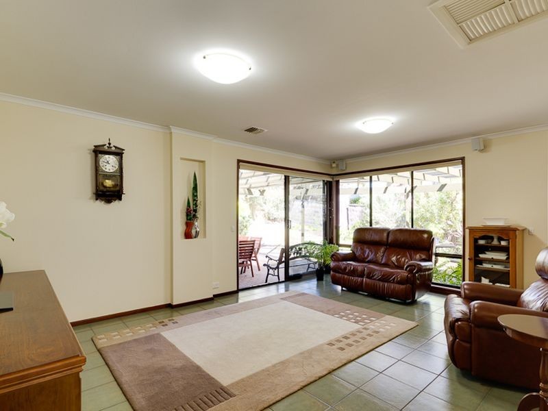12 Springwood Court, Aberfoyle Park SA 5159