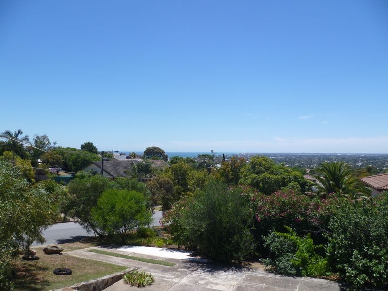 12 Hill Street, Seacliff Park SA 5049