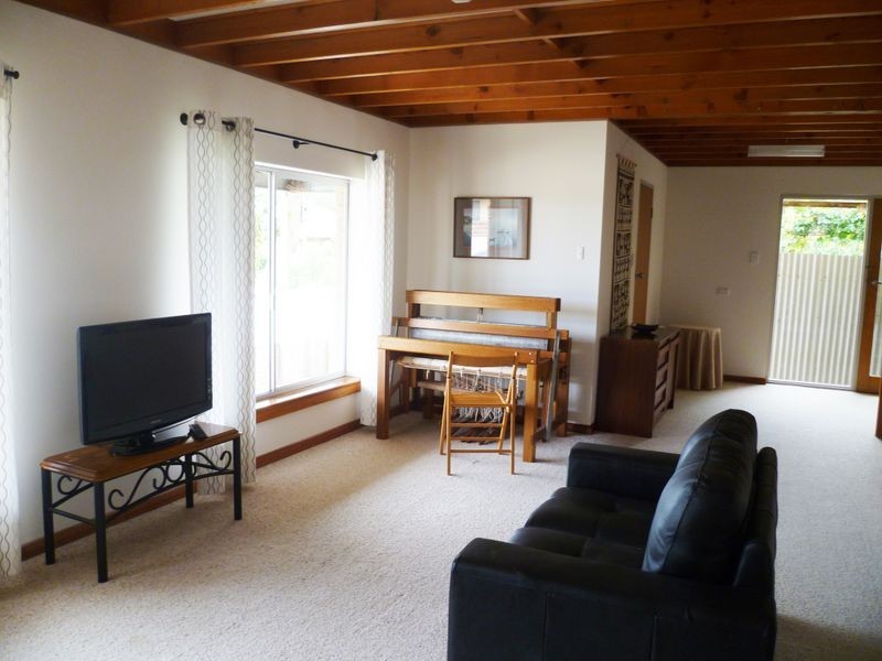 6 Spinks Road, Marino SA 5049