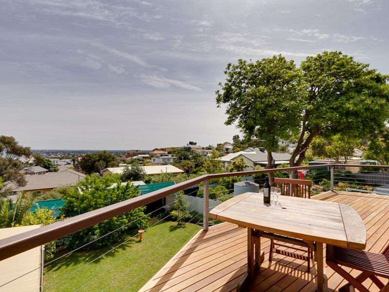 6 Spinks Road, Marino SA 5049