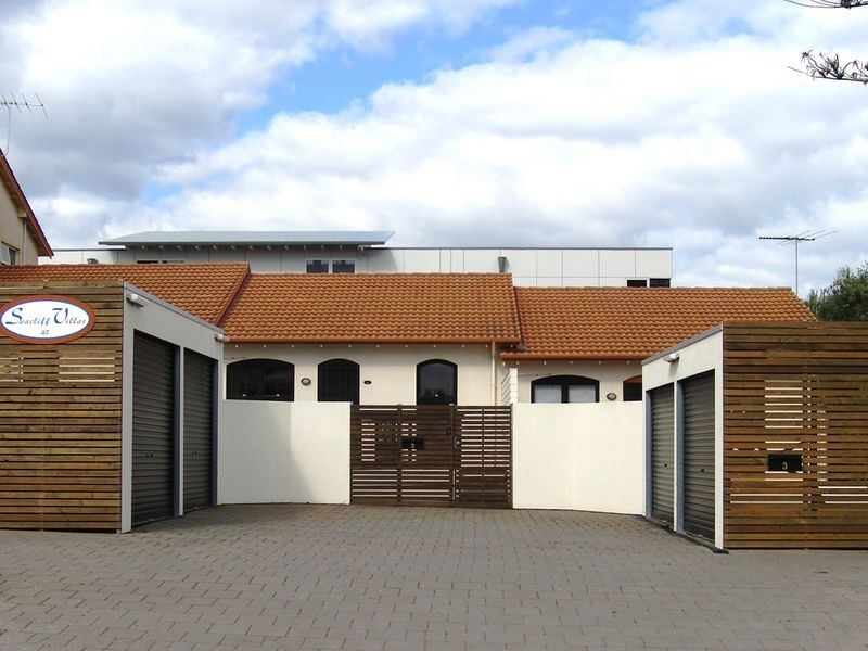 2/43 Wheatland Street, Seacliff SA 5049