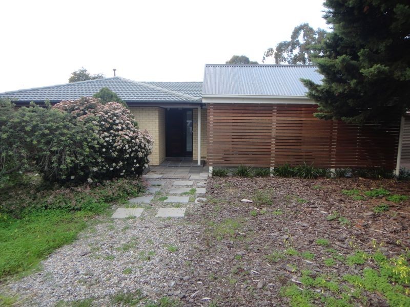 3 Easton Road, Happy Valley SA 5159