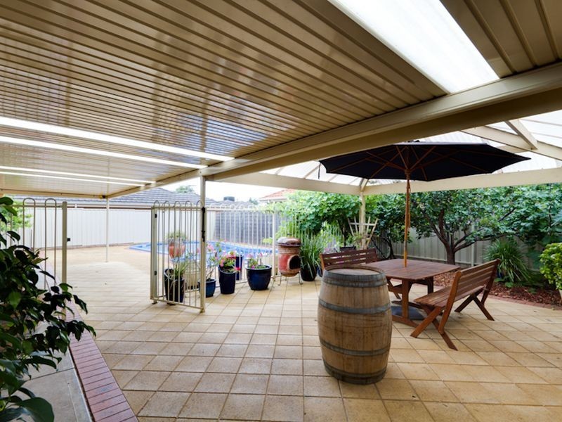 22 Scarborough Tce, Dover Gardens SA 5048