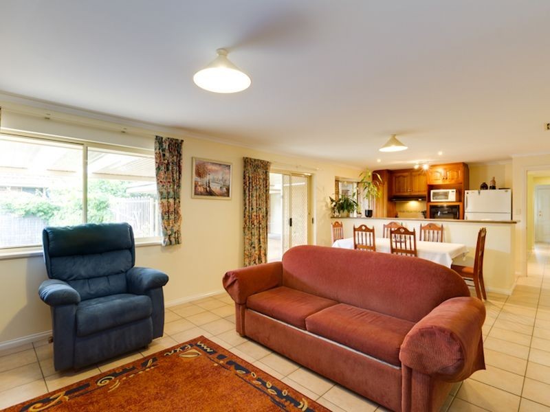 22 Scarborough Tce, Dover Gardens SA 5048