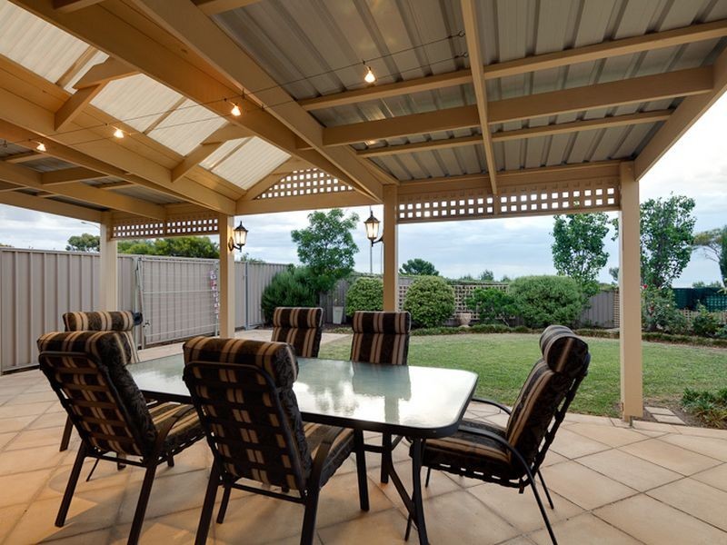 17 West Street, Seacliff Park SA 5049