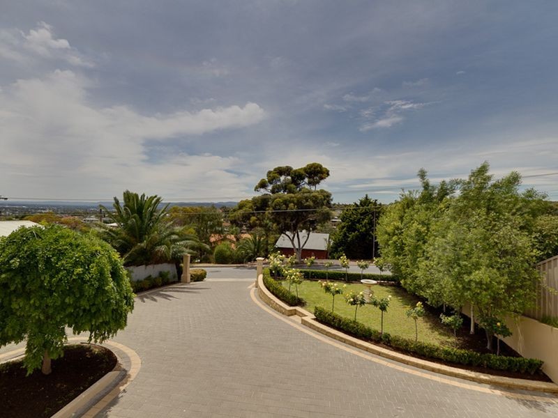 17 West Street, Seacliff Park SA 5049