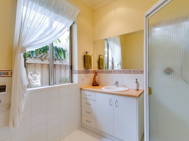 206 Reynell Road, Woodcroft SA 5162