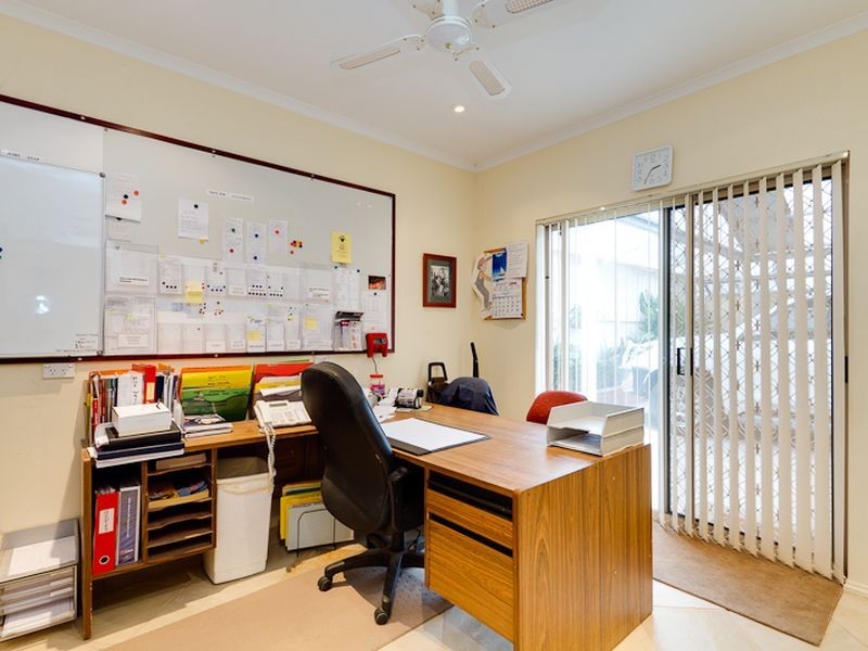 206 Reynell Road, Woodcroft SA 5162