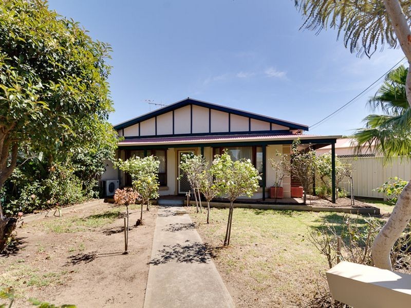 26 Weroona Avenue, Park Holme SA 5043