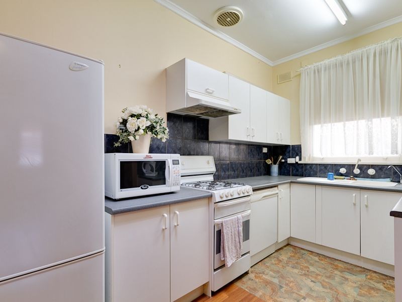 26 Weroona Avenue, Park Holme SA 5043