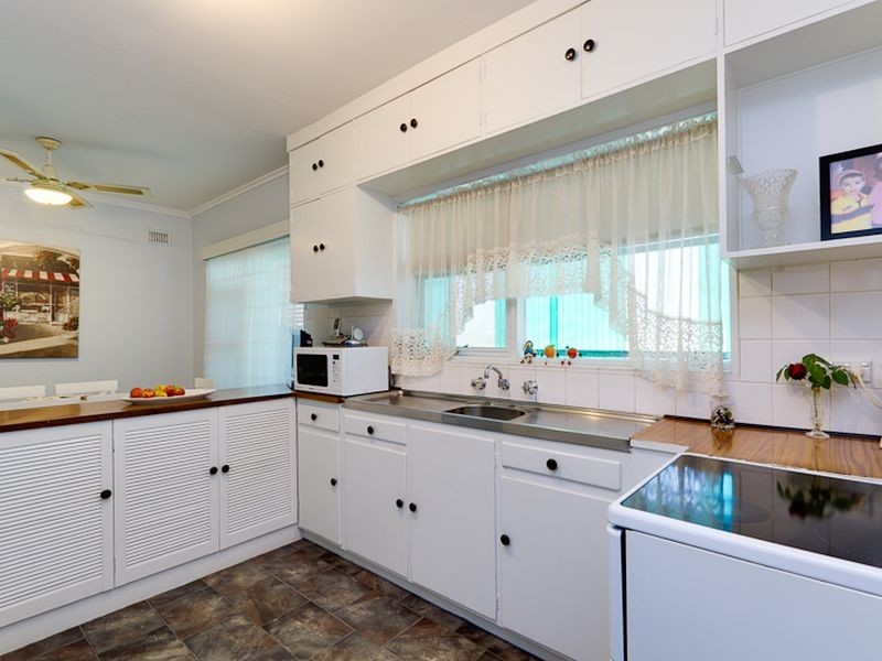 2 Miller Court, Seacombe Gardens SA 5047