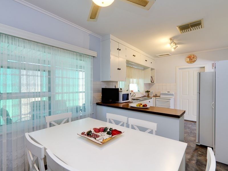 2 Miller Court, Seacombe Gardens SA 5047