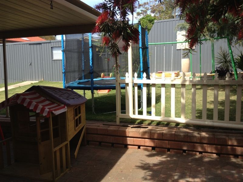 4 Morialta Steet, Hallett Cove SA 5158