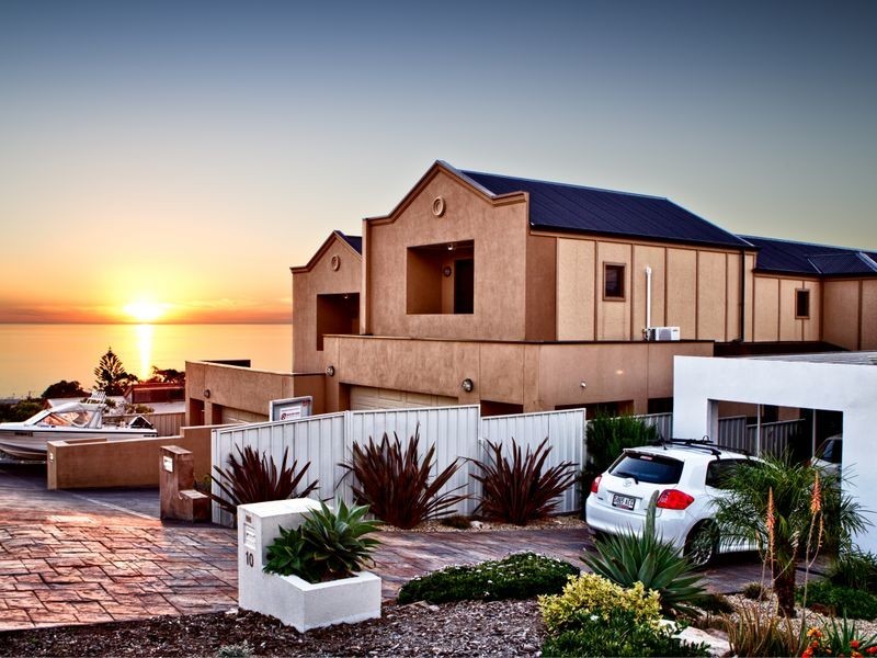 8A Wonggo Street, Hallett Cove SA 5158