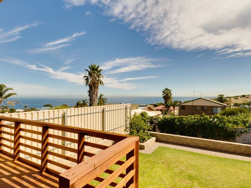 8A Wonggo Street, Hallett Cove SA 5158