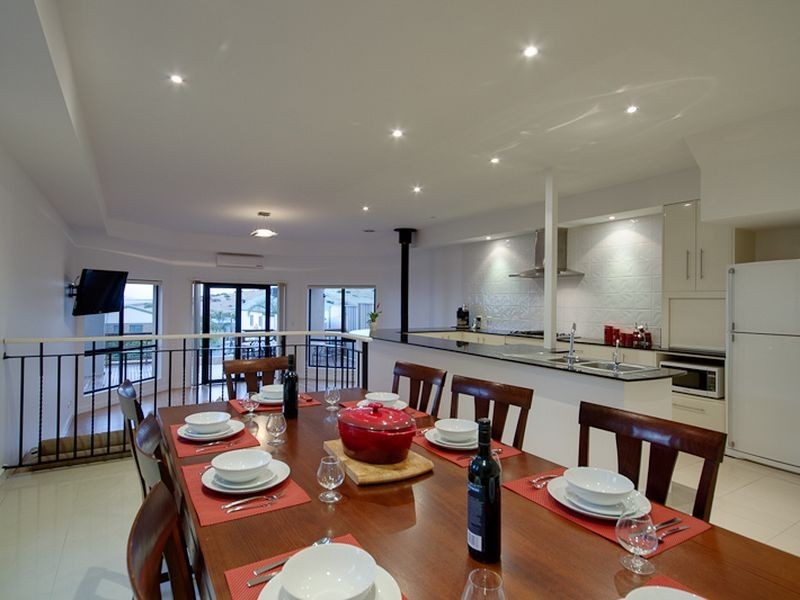 8A Wonggo Street, Hallett Cove SA 5158